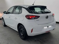 Pogled od pozadi levo