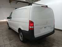 Pogled od pozadi levo