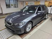 Pogled od napred levo