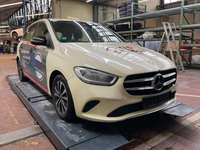 Pogled od napred  desno