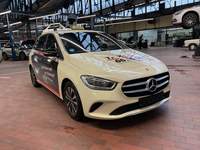 Pogled od napred  desno