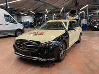 Pogled od napred levo