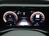 Pogled na kombinovani instrument