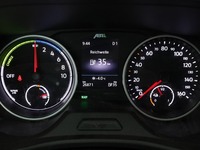 Pogled na kombinovani instrument