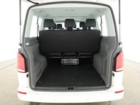 View of boot / luggage space