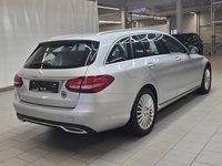 Aanzicht achter rechts