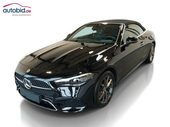 Pogled od napred levo