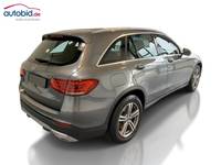 Pogled od pozadi desno