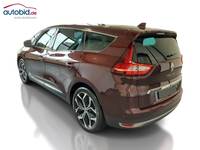 Pogled od pozadi desno