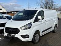 Pogled od napred levo