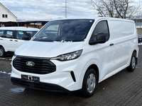 Pogled od napred levo