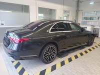 Widok z tyłu po stronie prawej