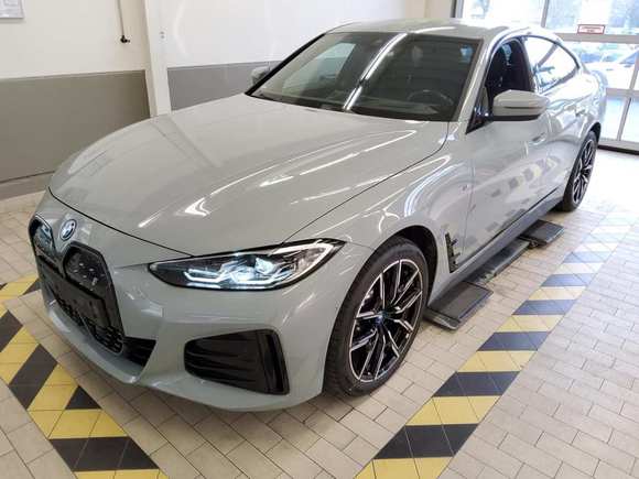 Widok z przodu po stronie lewej