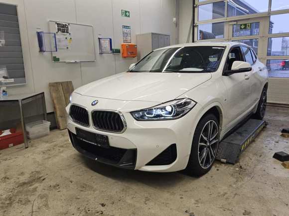 Widok z przodu po stronie lewej