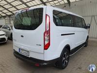 Pogled od pozadi desno