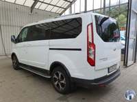 Pogled od pozadi levo