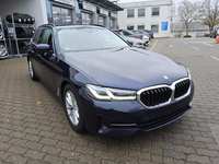 Pogled desno spredaj