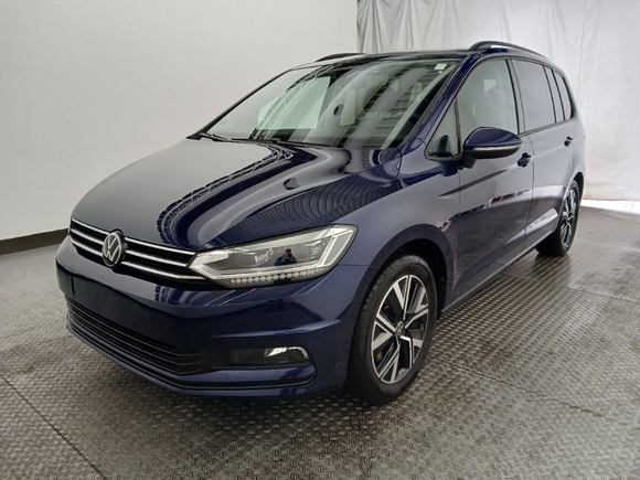 Pogled od napred levo