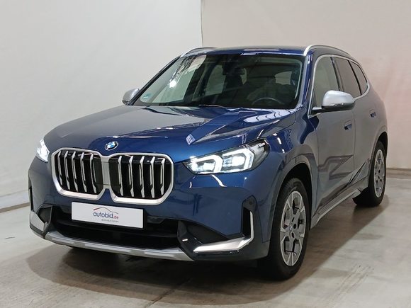 Náhled zpředu zleva