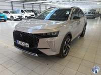 Pogled od napred levo