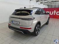 Pogled od pozadi desno