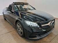 Pogled sprijeda desno