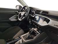 Вид на салон