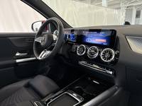 Вид на салон