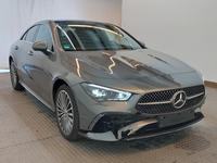 Вид спереди справа