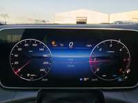 Pogled na kombinovani instrument