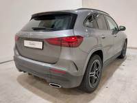 Aanzicht achter rechts