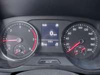 Pohled na přístrojovou desku