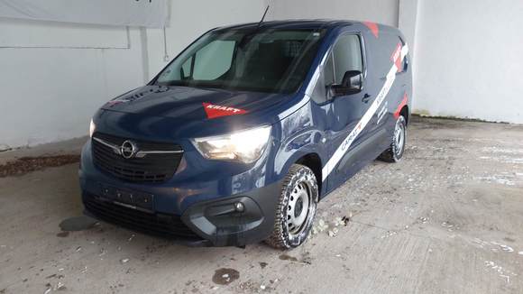 Pogled od napred levo