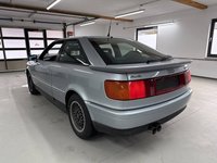 Vaade tagant vasakult