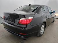 Aanzicht achter rechts