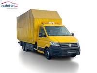 Skats no labās puses priekšā