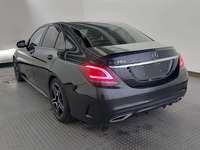 Pogled straga lijevo