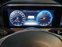 Pogled na kombinovani instrument