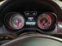 Pogled na kombinovani instrument