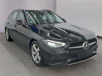 Pogled sprijeda desno