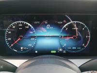 Pogled na kombinirani instrument