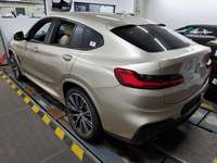 Widok z tyłu po stronie lewej