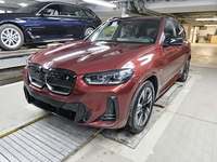 Вид спереди слева