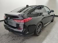 Aanzicht achter rechts