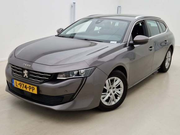 Pogled sprijeda lijevo