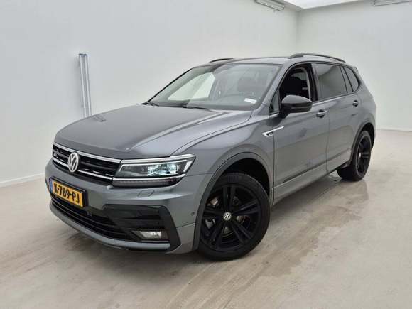 Pogled od napred levo