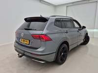 Pogled od pozadi desno