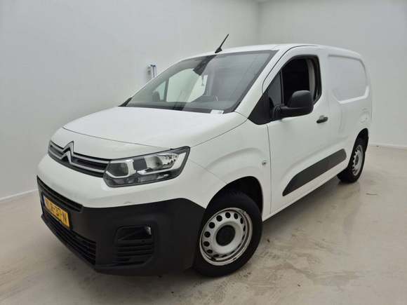 Pogled od napred levo