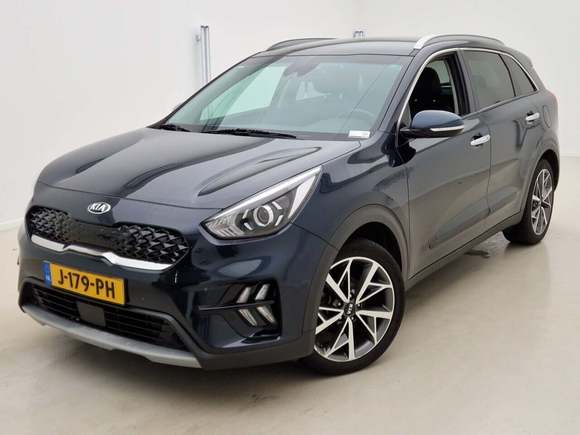 Pogled od napred levo