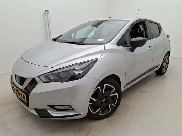 Náhled zpředu zleva